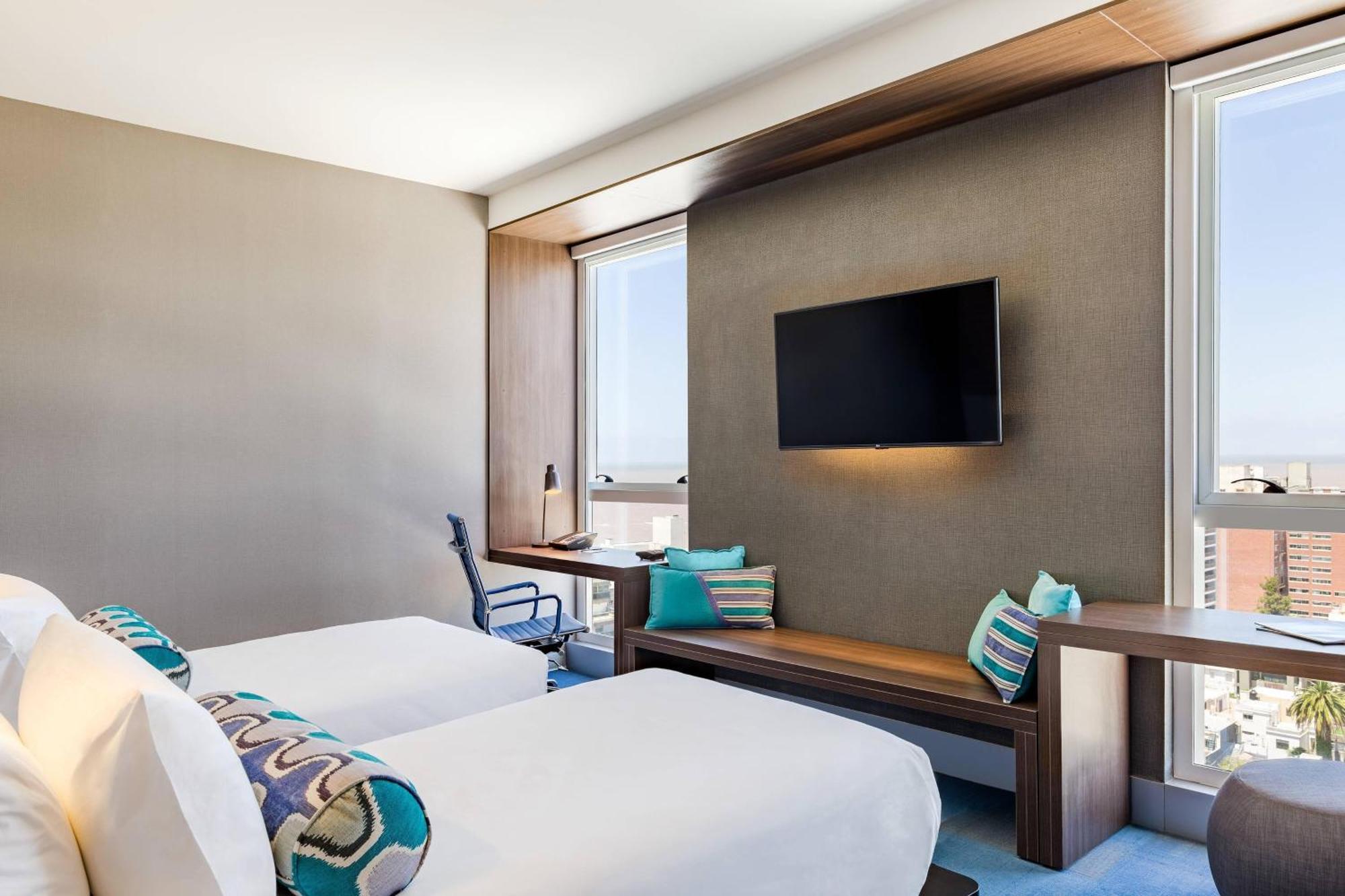 Aloft Montevideo Hotel Bagian luar foto